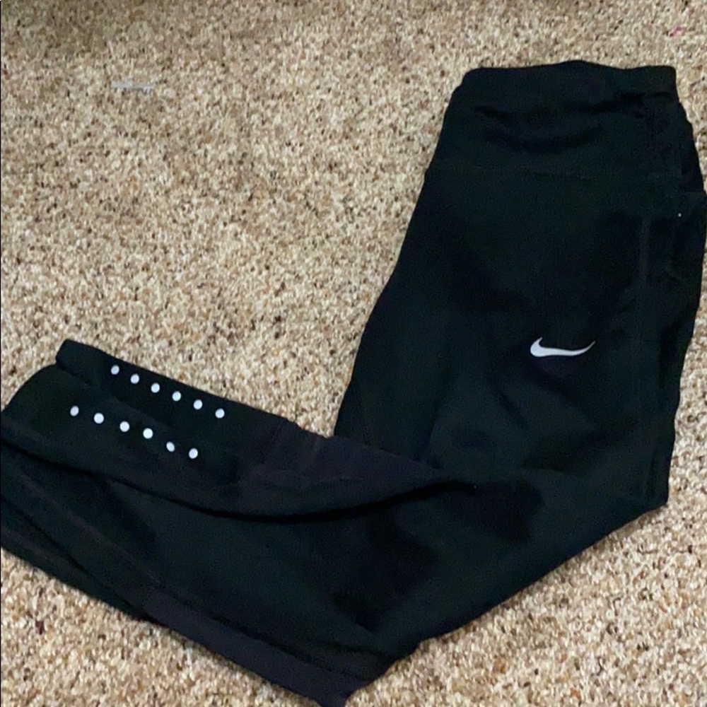 Black nike mesh Capri